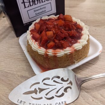 Cheesy Eddie's - Strawberry sensation cheesecake. Yum! - Bakeries Near Me - Rochester, New York