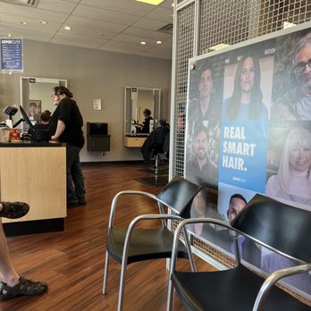 Supercuts - Inside - Hair Salons Near Me - TOPSHAM, Maine