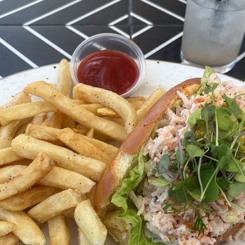 Gaucho Beach - Lobster Roll - Sandwiches Near Me - Long Beach, California Gaucho Beach - Lobster Roll - Sandwiches Near Me - Long Beach, California