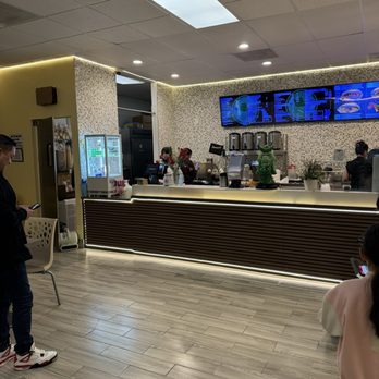 Jade’s Teacup Cafe - Interior - Bubble Tea Near Me - Pleasanton, California Jade’s Teacup Cafe - Interior - Bubble Tea Near Me - Pleasanton, California