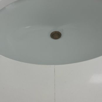 Viera Builders - Scraps of quartz with seams at the sinks! - Melbourne, Florida Viera Builders - Scraps of quartz with seams at the sinks! - Melbourne, Florida