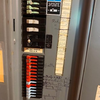 Nobu Construction - Fuse Box - Before - General Contractors Near Me Nobu Construction - Fuse Box - Before - General Contractors Near Me