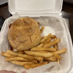 Neopolitan Delicatessen & Restaurant - Chicken sandwich