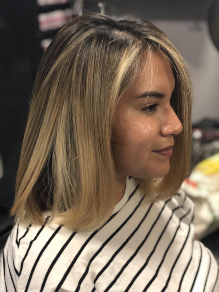 Hair By David M Logo