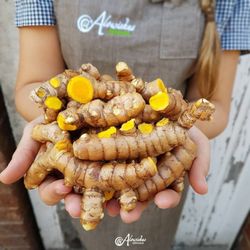 Alowishus Delicious - Add some turmeric to your fresh squeezed juice