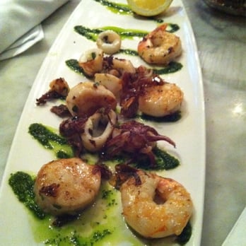 Il Fornaio - Grilled Scallops, Prawns and Calamari Appetizer - Italian Near Me - Corte Madera, California Il Fornaio - Grilled Scallops, Prawns and Calamari Appetizer - Italian Near Me - Corte Madera, California