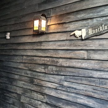 Borgin and Burkes - Knockturn Alley Pathway (03/04/20). @UniversalOrlando #Orlando #Florida @HarryPotter - Accessories Near Me - Orlando, Florida Borgin and Burkes - Knockturn Alley Pathway (03/04/20). @UniversalOrlando #Orlando #Florida @HarryPotter - Accessories Near Me - Orlando, Florida