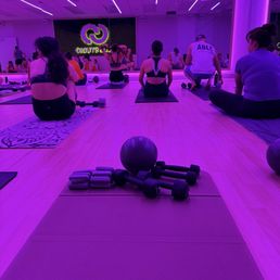 Hot Pilates Hot Pilates