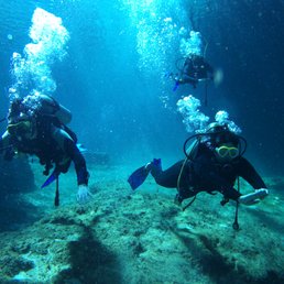 Learning navigation while underwater! Learning navigation while underwater!