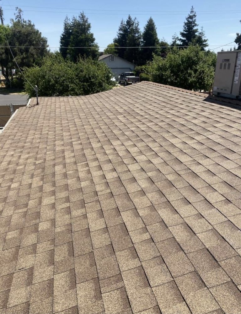 Slide of Aranda Roofing