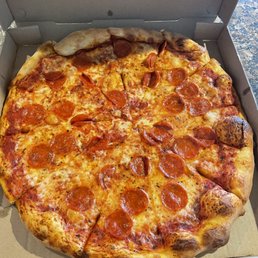 XL pepperoni pizza