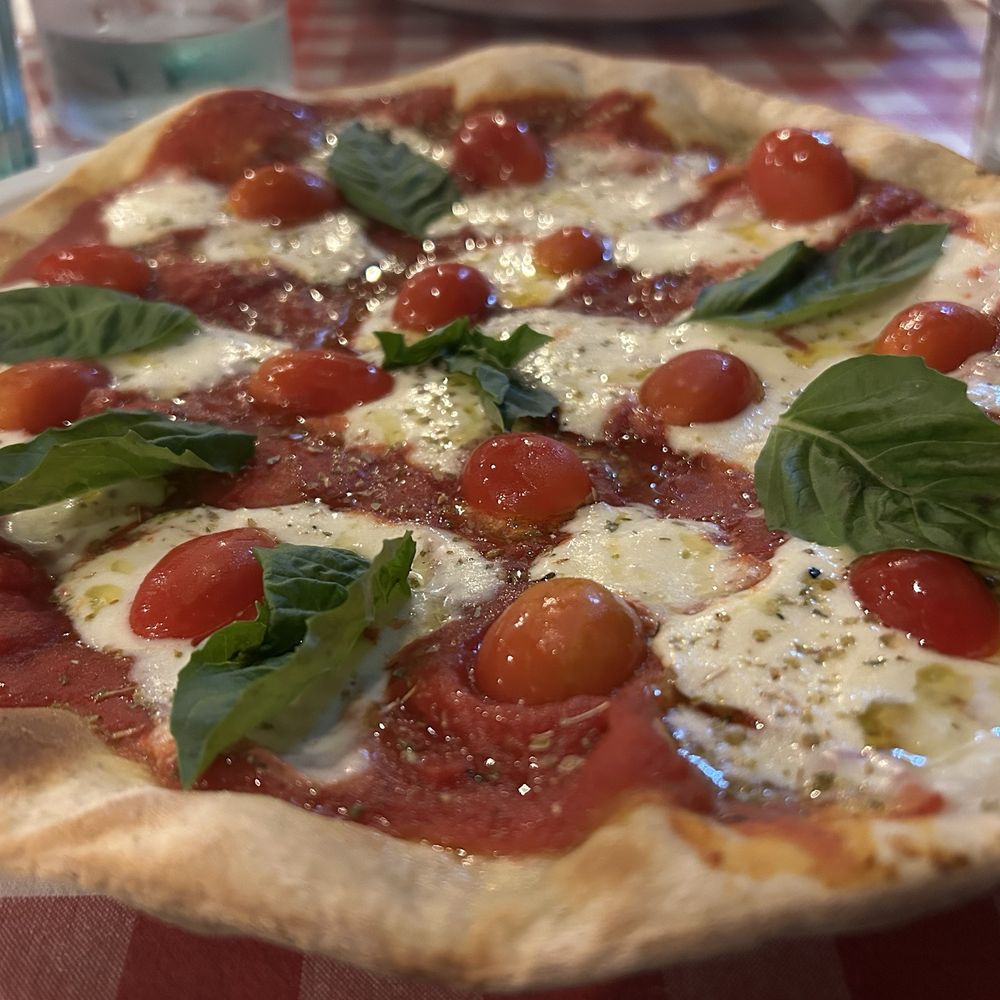 Tuscan Wolf Pizzeria - Bufalina Pizza - Pizza Near Me - Whitby, Ontario