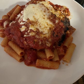 Salute - Yummy chicken parmigiana - Italian Near Me - Stowe, Vermont