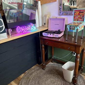 Spot Of Coffee - Coffee & Tea Near Me - Pittsburgh, Pennsylvania Spot Of Coffee - Coffee & Tea Near Me - Pittsburgh, Pennsylvania