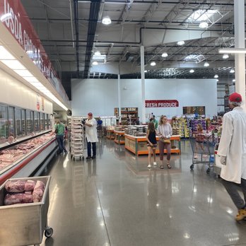 Costco Wholesale - Inside - Grocery Near Me - Eden Prairie, Minnesota