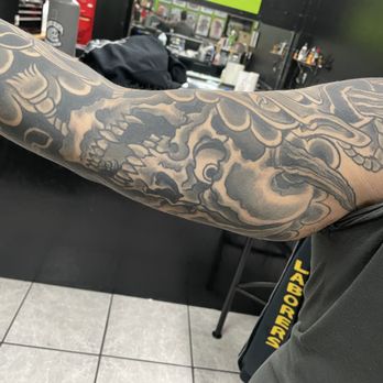 Electric Voodoo Tattoo - Tattoo Near Me - Vacaville, California Electric Voodoo Tattoo - Tattoo Near Me - Vacaville, California