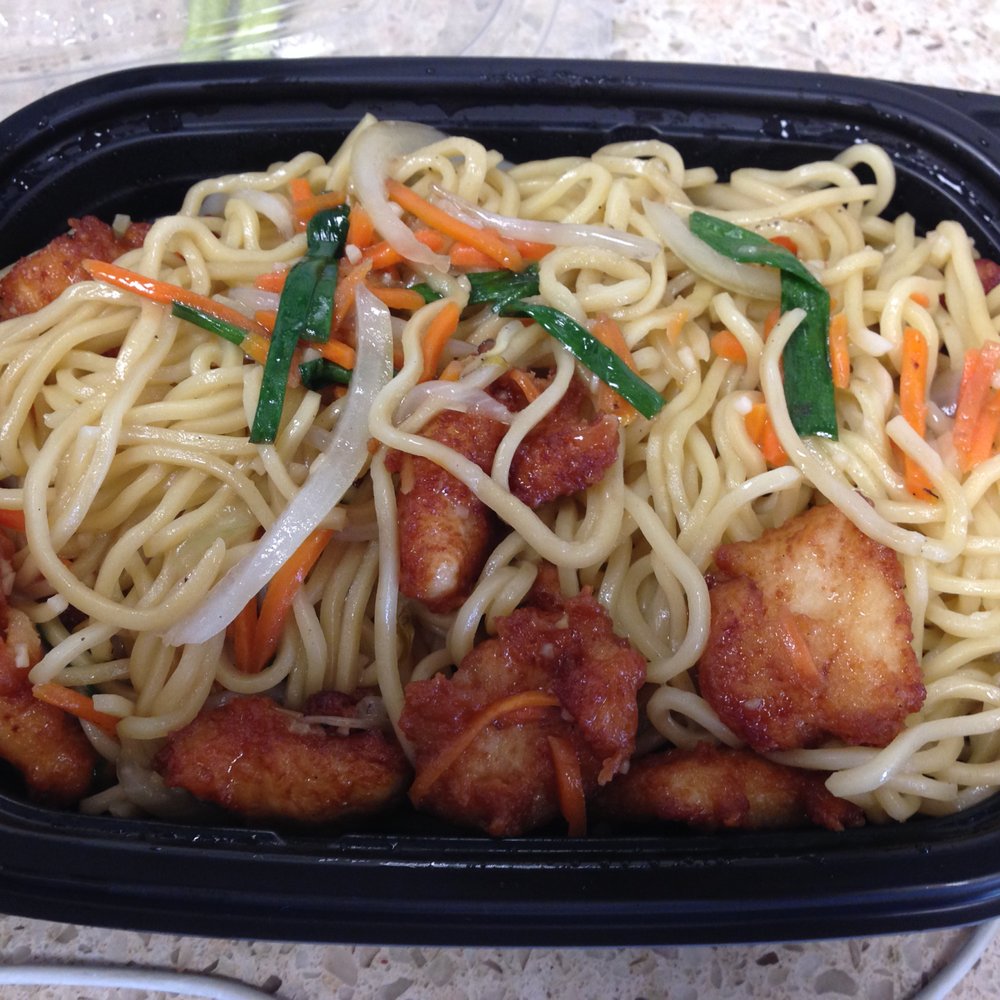 Chicken Pad Thai, or somethin Chicken Pad Thai, or somethin