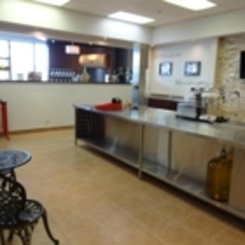 Vin Bon - Photo - Wineries Near Me - Newmarket, Ontario Vin Bon - Photo - Wineries Near Me - Newmarket, Ontario