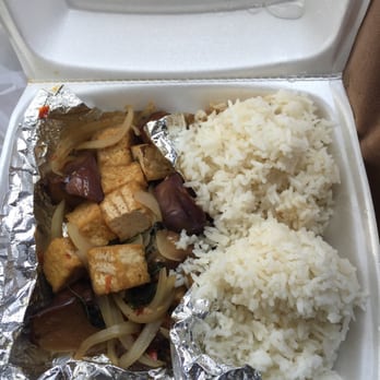 Srisiam Thai Kitchen - Lunch special - eggplant with tofu and rice - I had them omit the bell peppers. - Thai Near Me - Arcadia, California Srisiam Thai Kitchen - Lunch special - eggplant with tofu and rice - I had them omit the bell peppers. - Thai Near Me - Arcadia, California