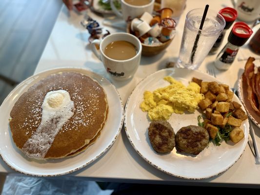 Birdie's Breakfast Club by null