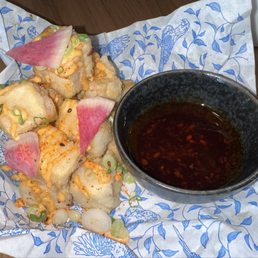 Earls Kitchen + Bar - Summerlicious Appetizer: Crispy Chili Tofu - chili, food, crispy, tofu, crispy chili tofu - Canadian (New) Near Me - Etobicoke, Ontario
