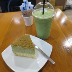 The Smelly Cheesecake Cafe - Matcha cheesecake + iced matcha latte = the perfect "matcha"!