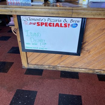 Clemento's Pizzeria & Brew - Name - Pizza Near Me - Rochester, New Hampshire