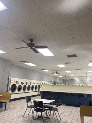 Gloucester U-Do-It Laundry