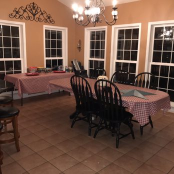 Relevate Property Guides - Dining - Property Management Near Me - Glen Allen, Virginia Relevate Property Guides - Dining - Property Management Near Me - Glen Allen, Virginia