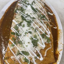 Dame Mas Urban Cantina - Our wet Burrito