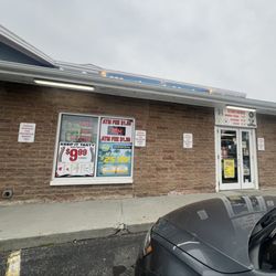 Westbrook Market - Outside