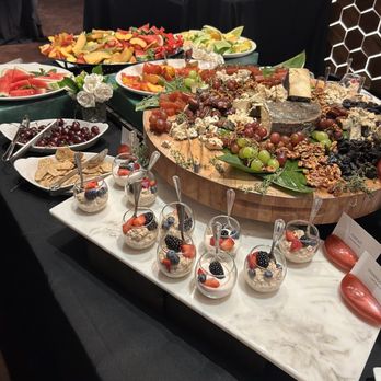 Crossroads Kitchen - Brunch buffet - Vegan Near Me - Las Vegas, Nevada Crossroads Kitchen - Brunch buffet - Vegan Near Me - Las Vegas, Nevada
