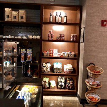 Collage Bistro & Bar - American Near Me - New York, New York
