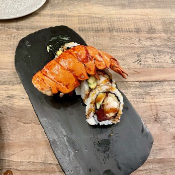 Kata Robata - Caribbean Roll - Sushi Bars Near Me - Houston, Texas