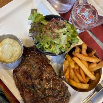 Le Rousseau - Steak Frites - French Near Me - Paris, 75