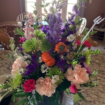 Blooming Bouquets - Teleflora's Lavender Garden Arrangement - Florists Near Me - Glendale, Arizona Blooming Bouquets - Teleflora's Lavender Garden Arrangement - Florists Near Me - Glendale, Arizona