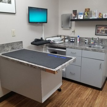 Northgate Veterinary Clinic - Exam room - Veterinarians Near Me - Seattle, Washington Northgate Veterinary Clinic - Exam room - Veterinarians Near Me - Seattle, Washington