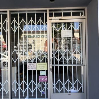 Village Eyes Optometry - Hours of operation, closed even though it's posted that they are open - Optometrists Near Me - Los Angeles, California Village Eyes Optometry - Hours of operation, closed even though it's posted that they are open - Optometrists Near Me - Los Angeles, California
