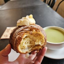 Honey Almond Croissant