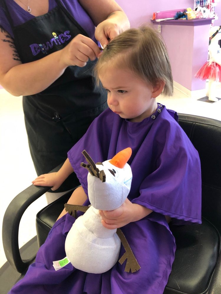 BOWTIES KIDS SALON Request an Appointment 2809 Egypt Road, Audubon