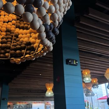Nando's Peri-Peri - South African Near Me - Oakbrook, Illinois