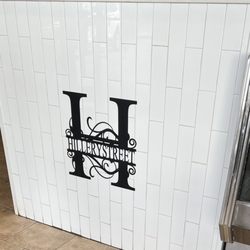 Hillery Street Restaurant & Grill - Sign