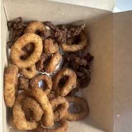 Completely burned calamari. Not edible, went directly in the trash. Very disappointing!