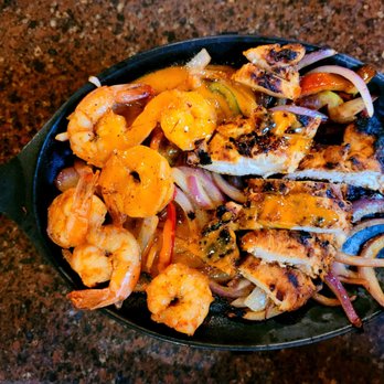 El Torito Grill - Chicken and shrimp fajitas - Mexican Near Me - Brea, California El Torito Grill - Chicken and shrimp fajitas - Mexican Near Me - Brea, California