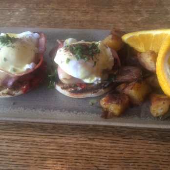 Dunya Bistro - Prosciutto Benedict - Mediterranean Near Me - San Francisco, California