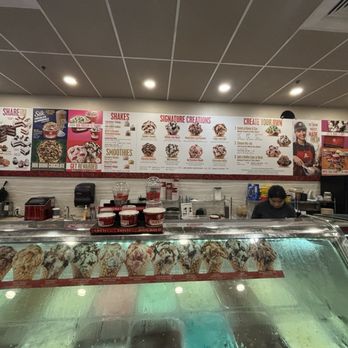 Cold Stone Creamery - Ice Cream & Frozen Yogurt Near Me - Clinton, Connecticut