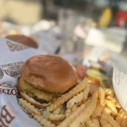 Brothers Bar & Grill