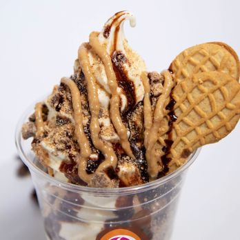 Yogurt Mill - an ice cream sundae with a cookie - Ice Cream & Frozen Yogurt Near Me - Modesto, California