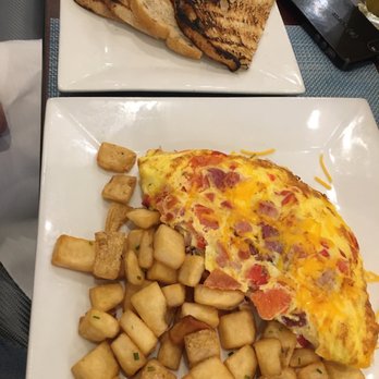 Brunch - Breakfast & Brunch Near Me - Milwaukee, Wisconsin Brunch - Breakfast & Brunch Near Me - Milwaukee, Wisconsin
