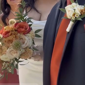 Luna Florals - Floral Designers Near Me